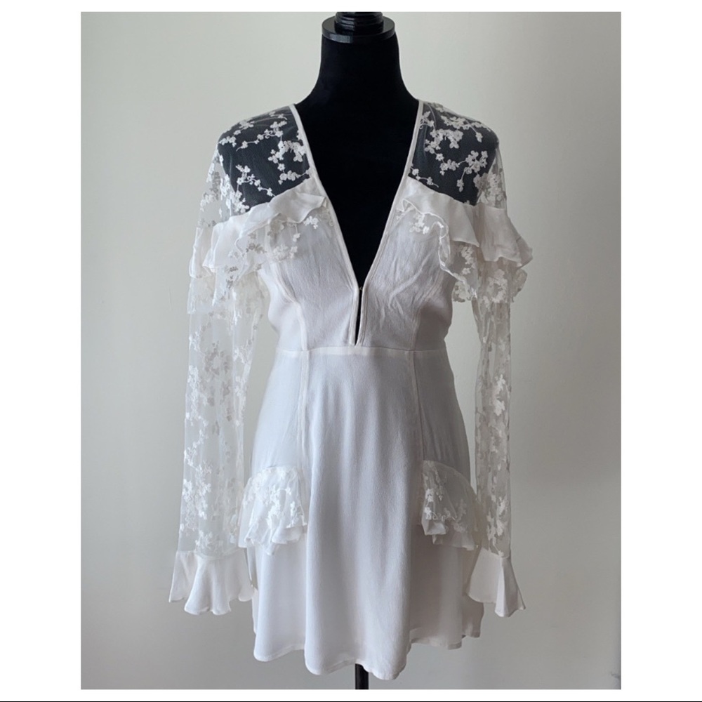 💥6 HR SALE💥FOR LOVE AND LEMONS LONG SLEEVE DRESS - Picture 3 of 8